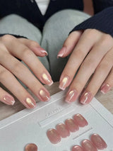 Romantic Myth Shiny Cat's Eye Nails - Nude