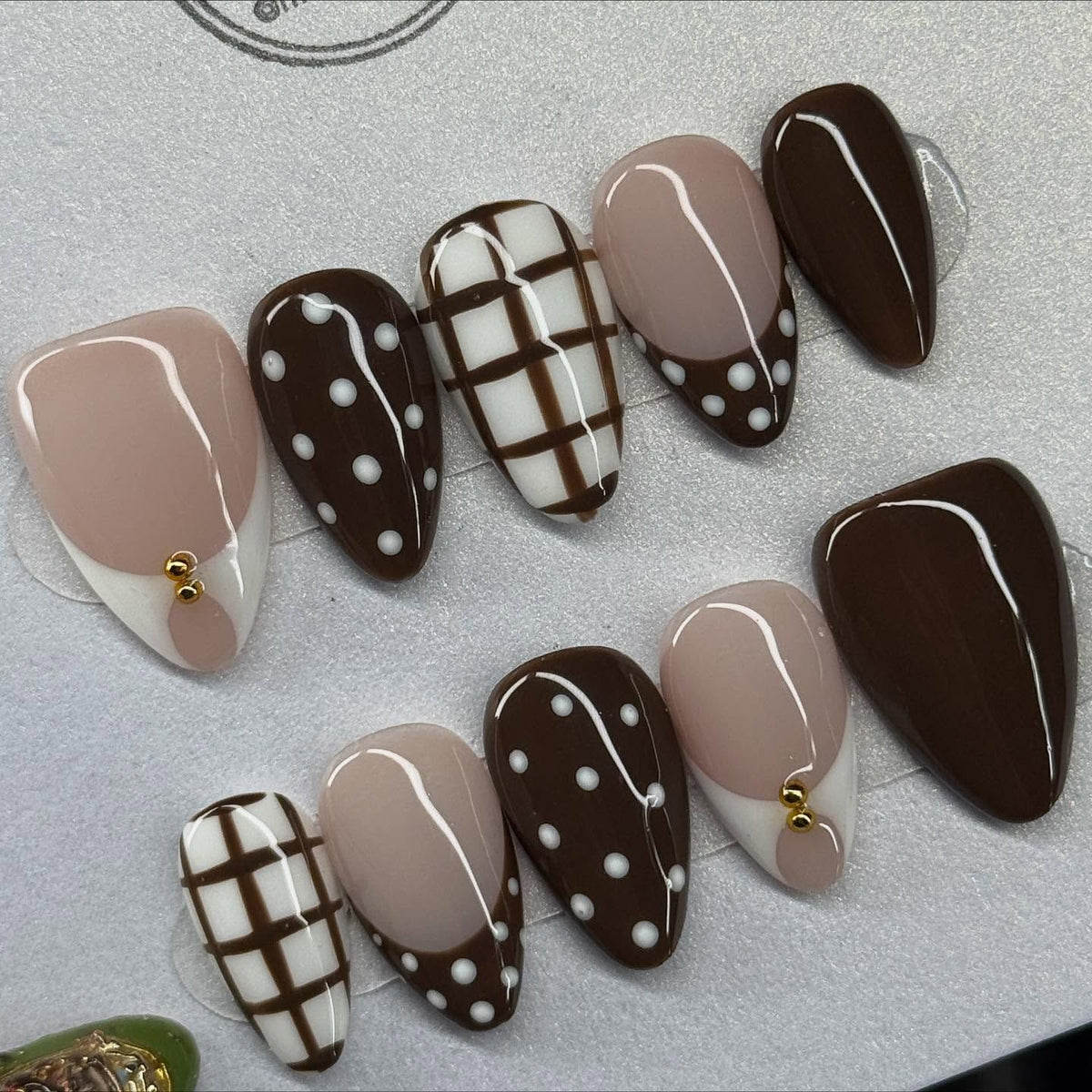 Romantic Myth French Tip Press-On Gel Nails - Dark Mocha
