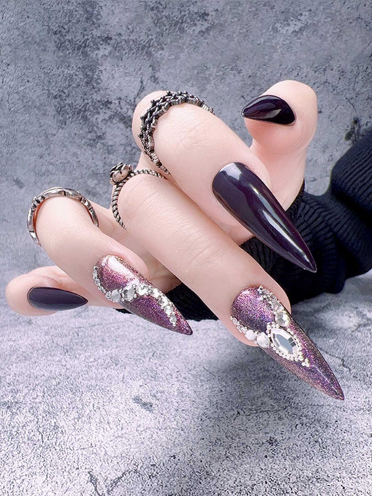 Fashion 5D Rhinston Style Nails - Dark Muave