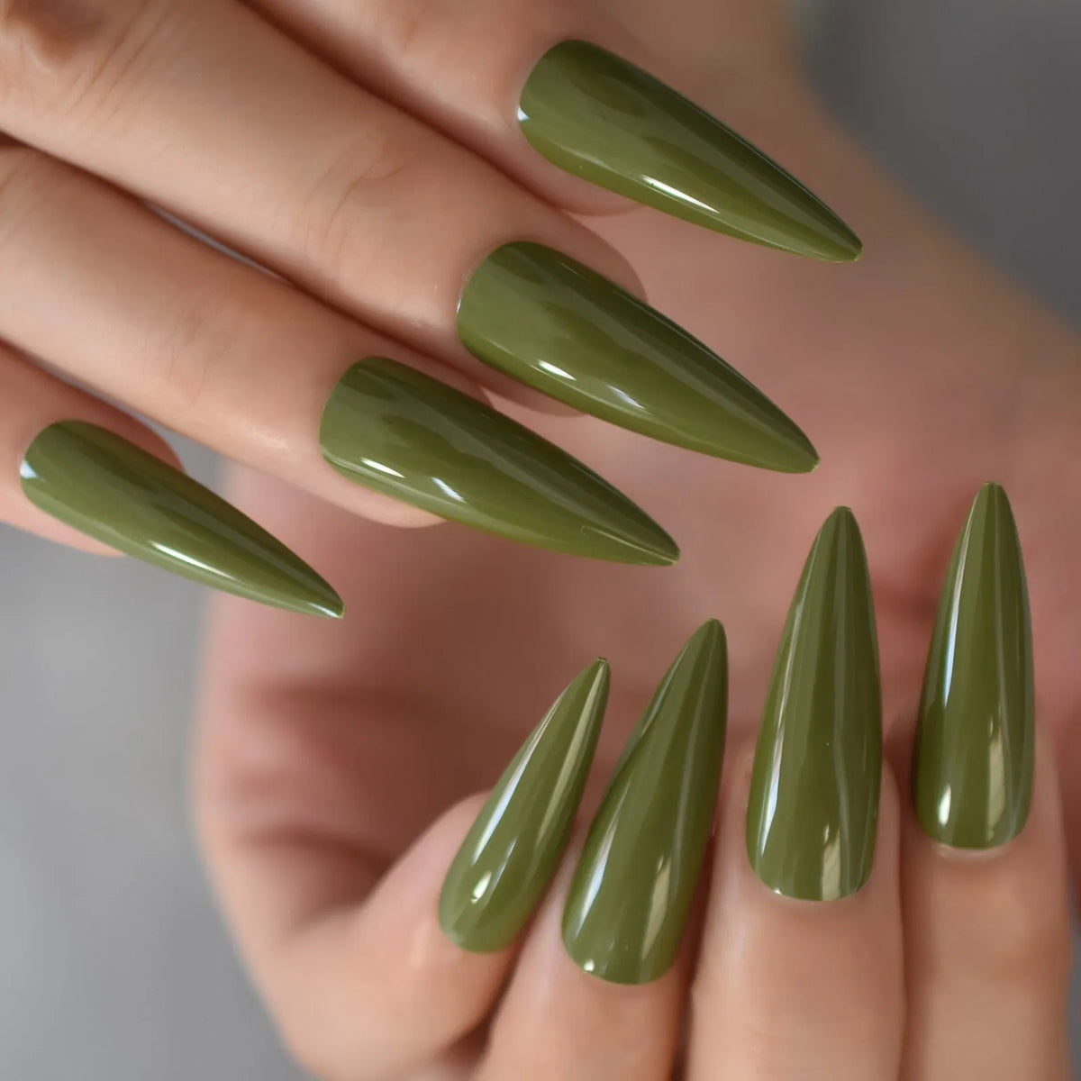 Fashion 5D Rhinston Style Nails - Olive Green