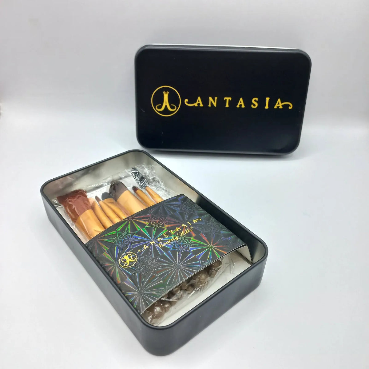 Anastasia Tin Brush Kit - Buy Online in Pakistan at Cosmia.pk