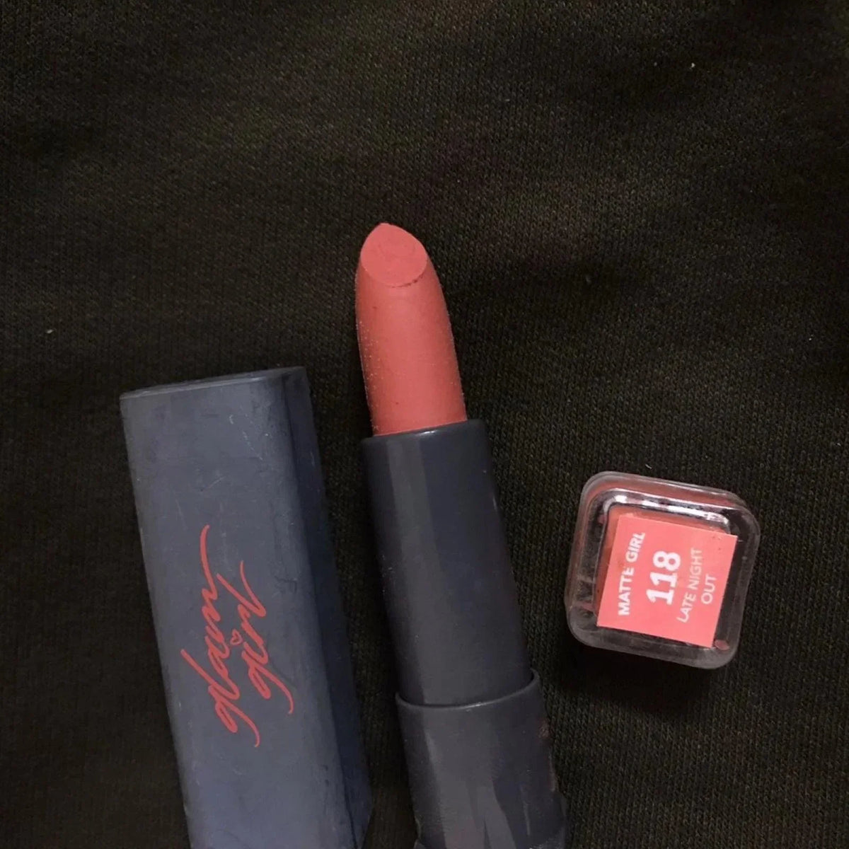 Glam Girl Matte Lipstick 💄 - Buy Online in Pakistan at Cosmia.pk