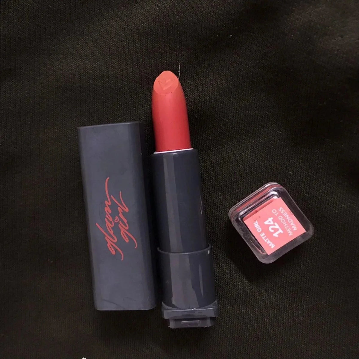 Glam Girl Matte Lipstick 💄 - Buy Online in Pakistan at Cosmia.pk