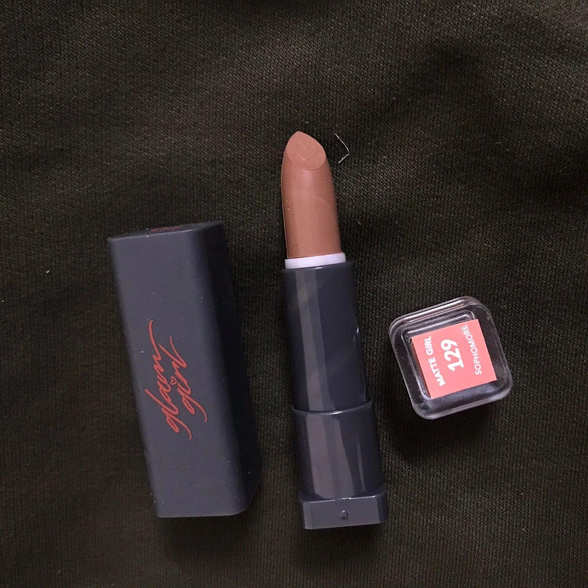 Glam Girl Matte Lipstick 💄 - Buy Online in Pakistan at Cosmia.pk
