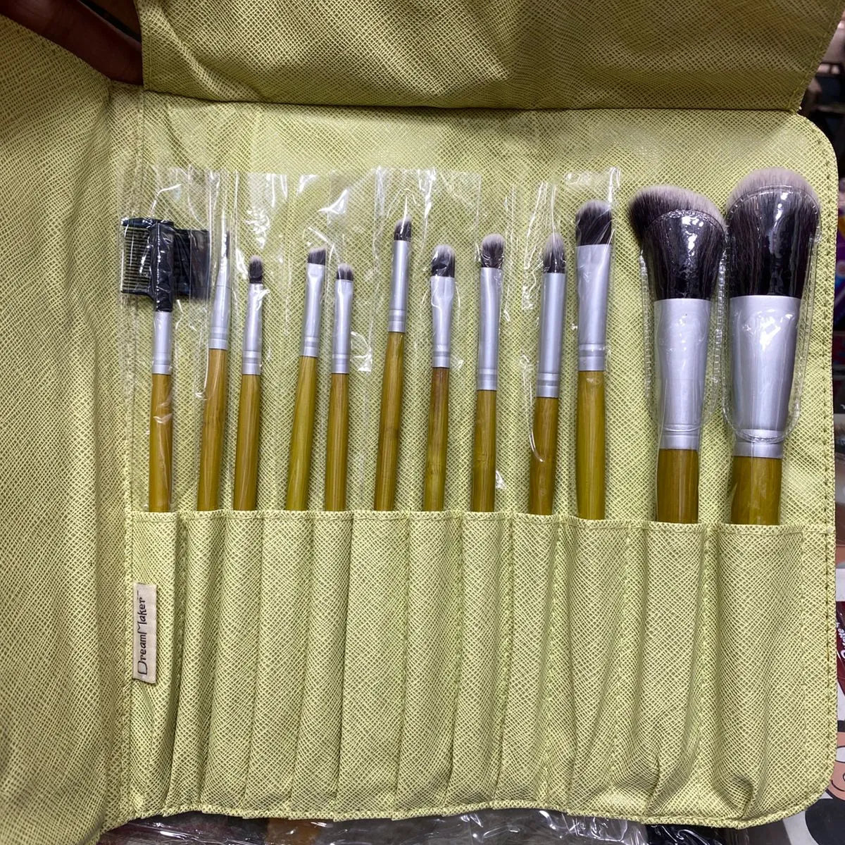 12 Piece Makeup Brush Set - Buy Online in Pakistan at Cosmia.pk
