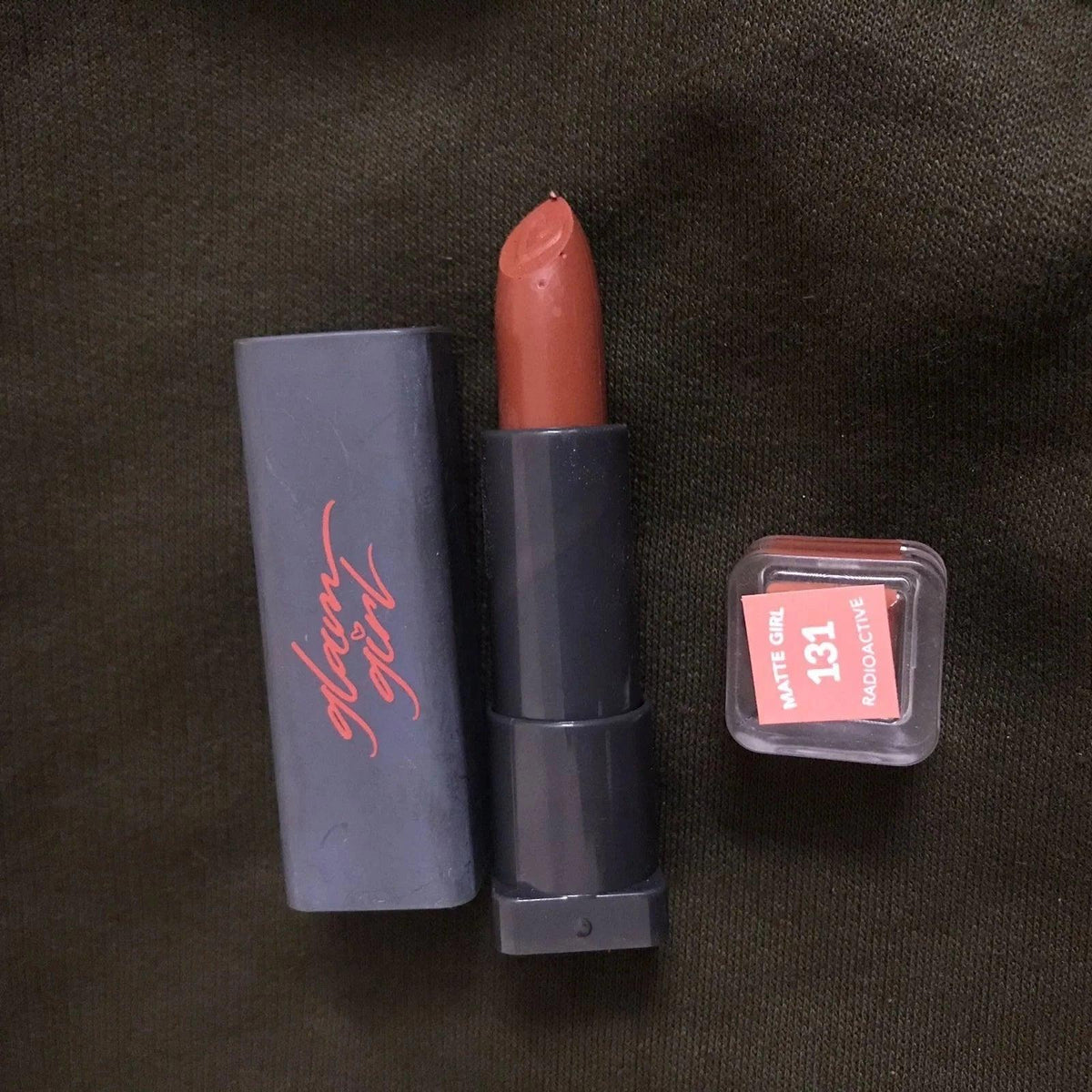 Glam Girl Matte Lipstick 💄 - Buy Online in Pakistan at Cosmia.pk