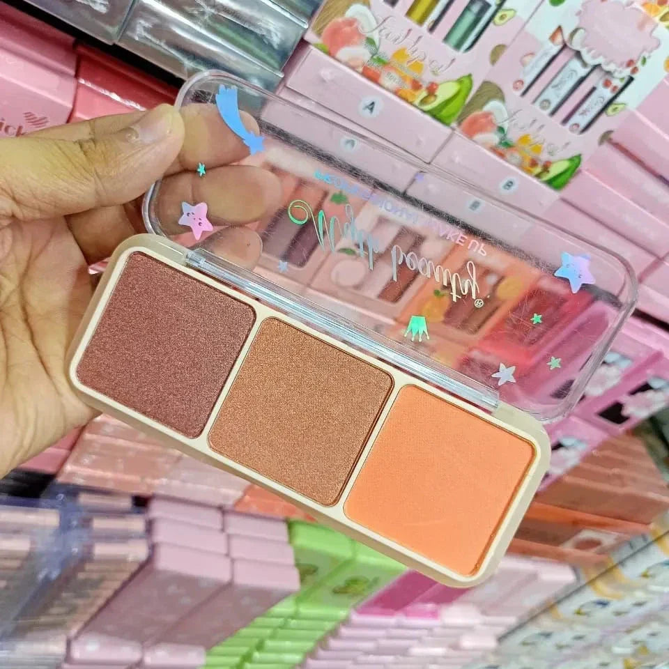 3 in 1 Highlighter Palette - Buy Online in Pakistan at Cosmia.pk