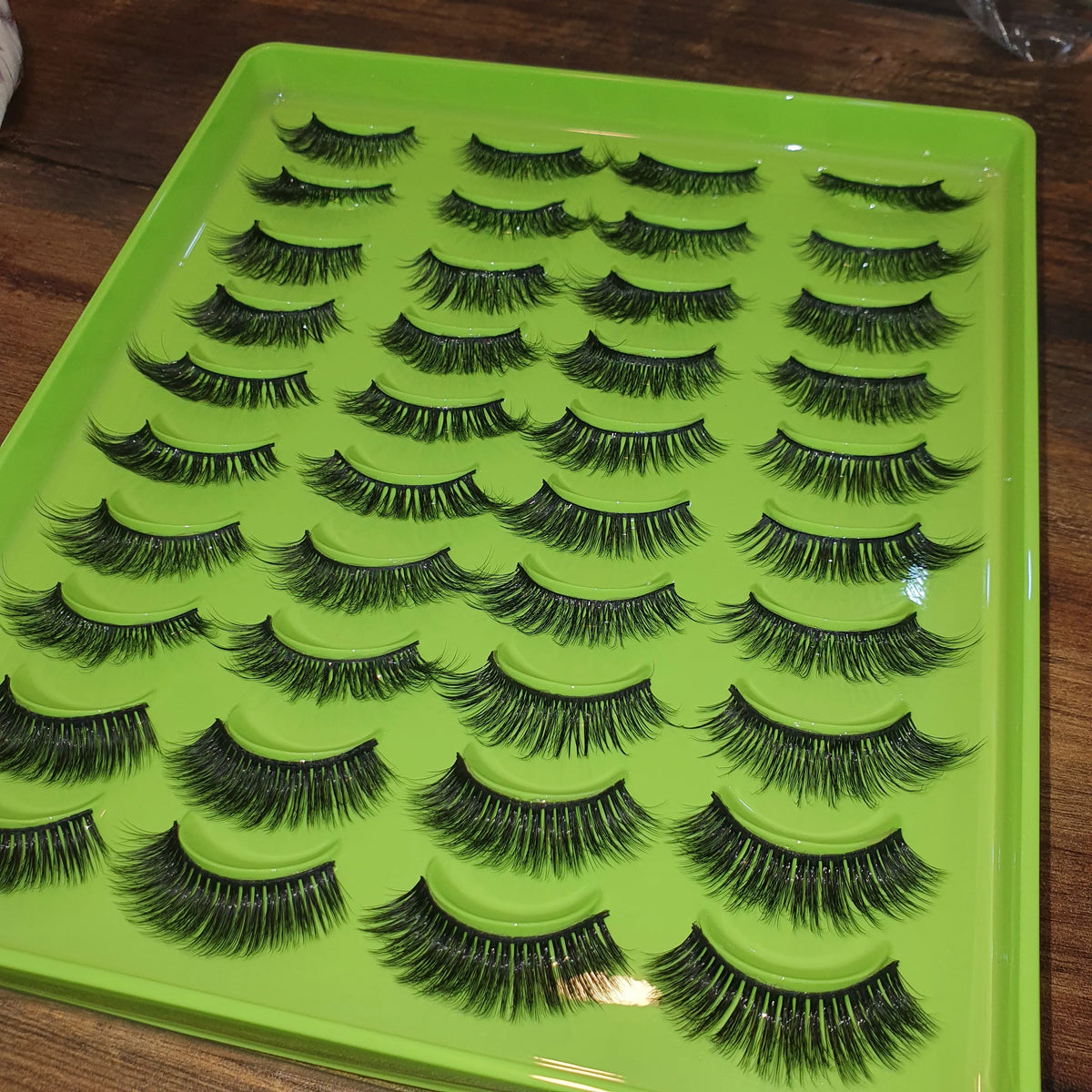 100% HandMade Lashes 20 Pairs - Buy Online in Pakistan at Cosmia.pk