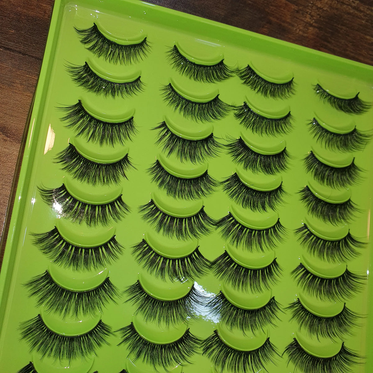 100% HandMade Lashes 20 Pairs - Buy Online in Pakistan at Cosmia.pk