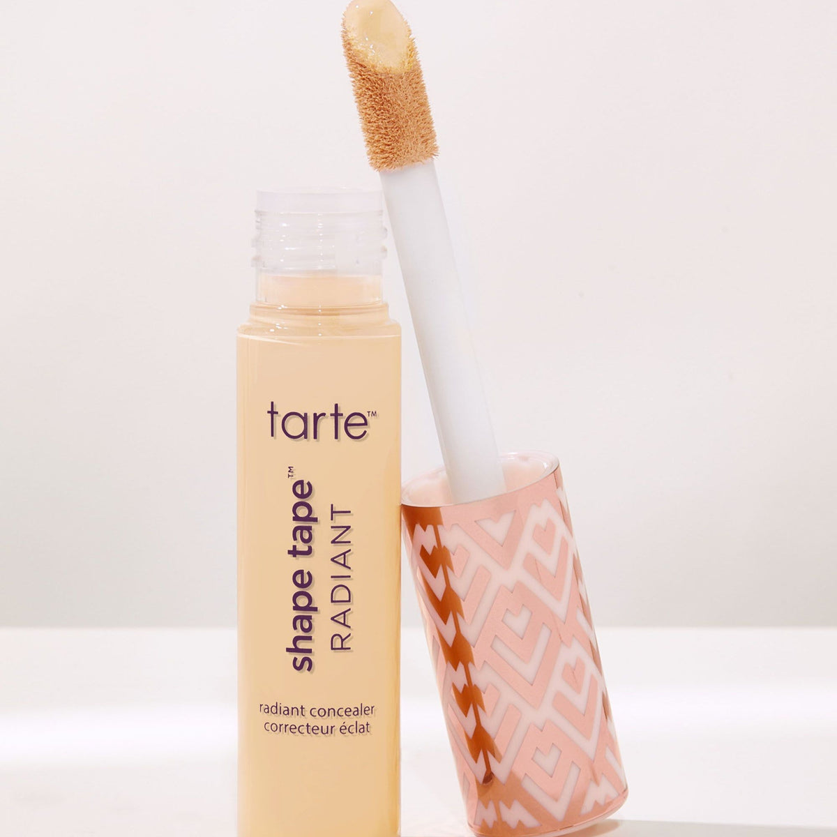 Tarte- shape tape™ radiant medium coverage concealer (Dubai) - Buy Online in Pakistan at Cosmia.pk