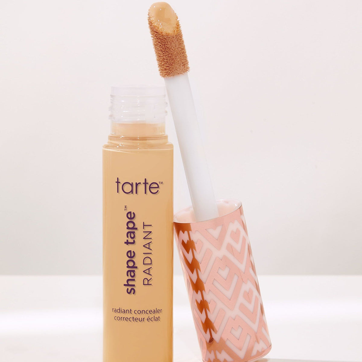 Tarte- shape tape™ radiant medium coverage concealer (Dubai) - Buy Online in Pakistan at Cosmia.pk