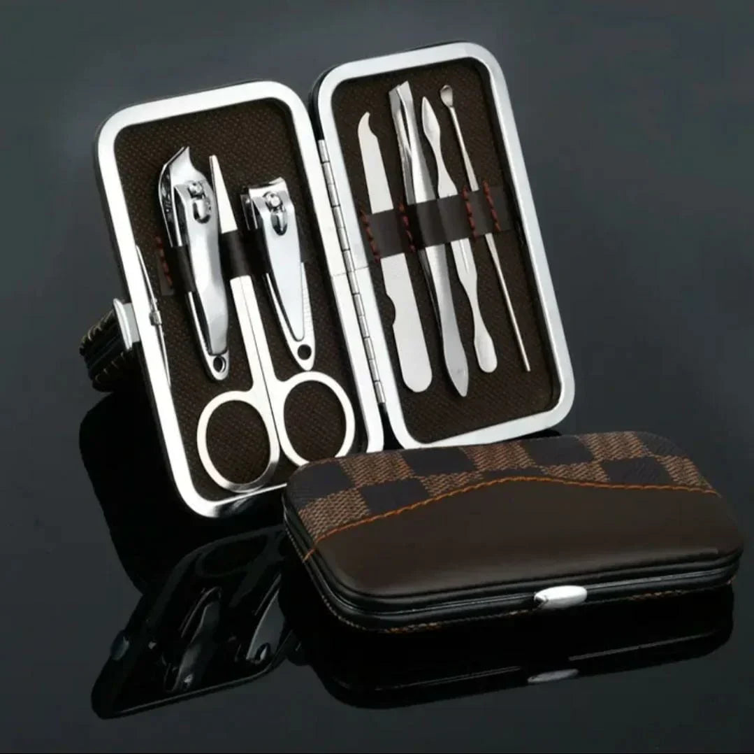 7 Piece Professional Manicure Pedicure Kit - Buy Online in Pakistan at Cosmia.pk