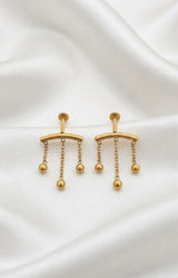 316L stainless steel gold lip stud pendant earrings with chain tassels for women - buy online in Pakistan at Cosmia.pk (photo 6 of 6)
