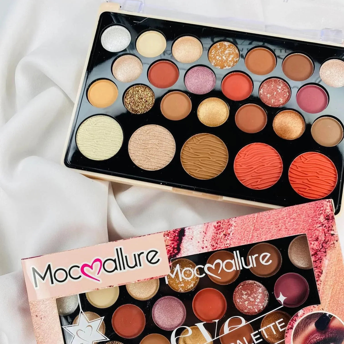 Mocallure Eyeshadow + Blush Palette - 20 Colors - Buy Online in Pakistan at Cosmia.pk