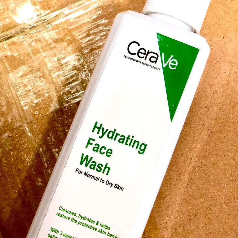 Cerave Hydrating Face Wash 236ML - Buy Online in Pakistan at Cosmia.pk