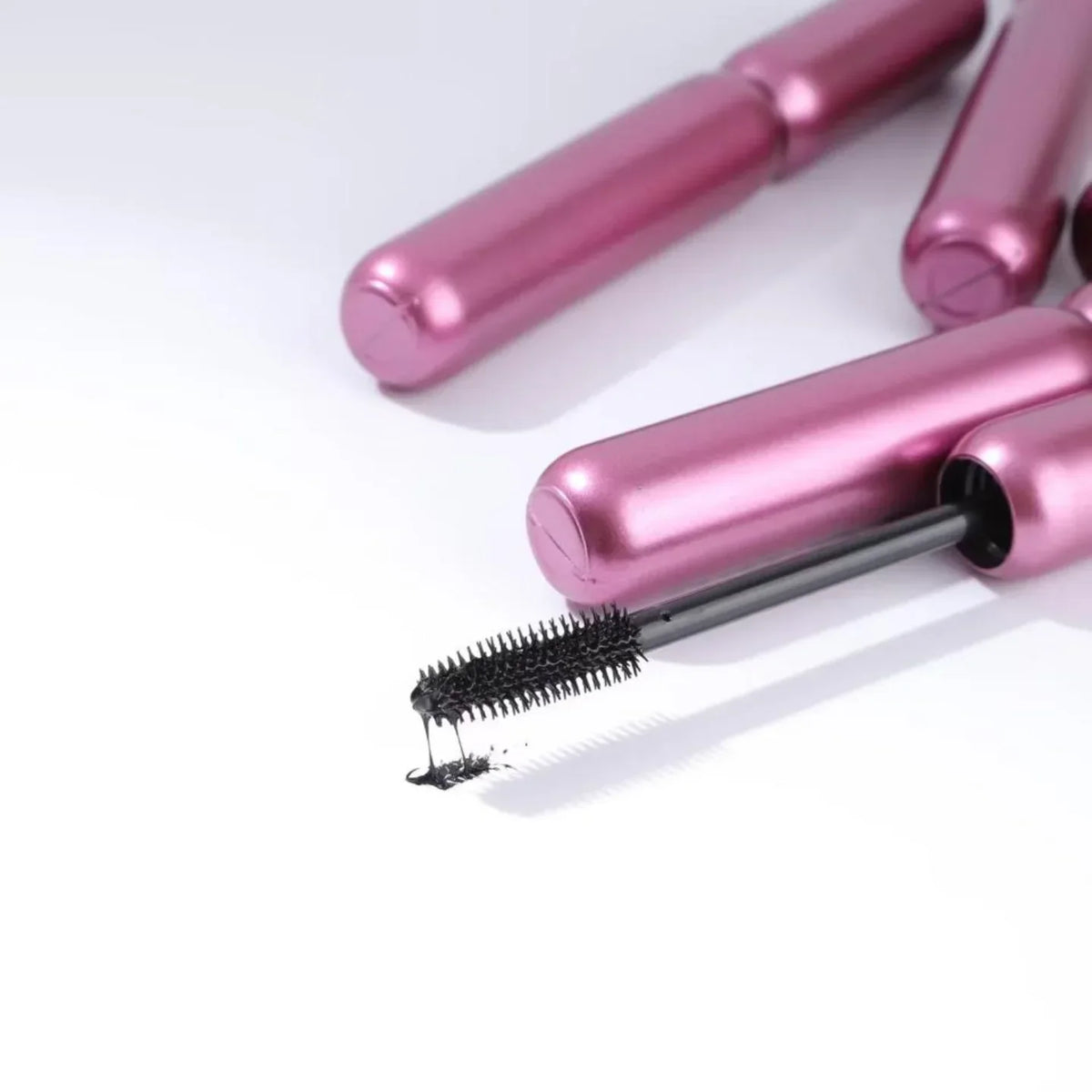 Hudamoji Volumizing Mascara - Buy Online in Pakistan at Cosmia.pk