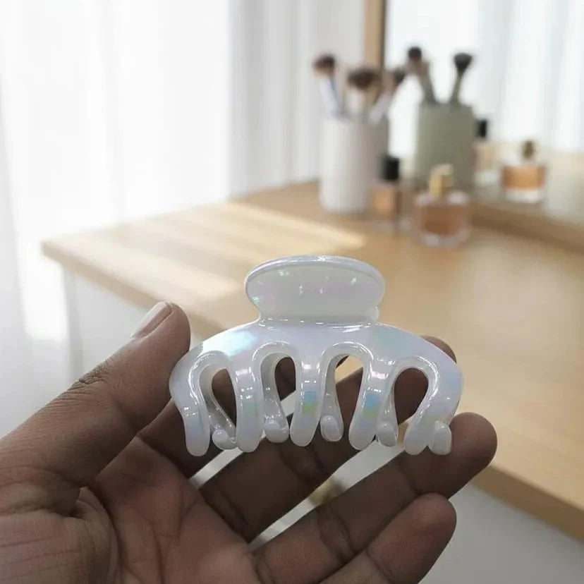 Plastic Hair Claw Clips In Assorted Pastel Colors - Buy Online in Pakistan at Cosmia.pk