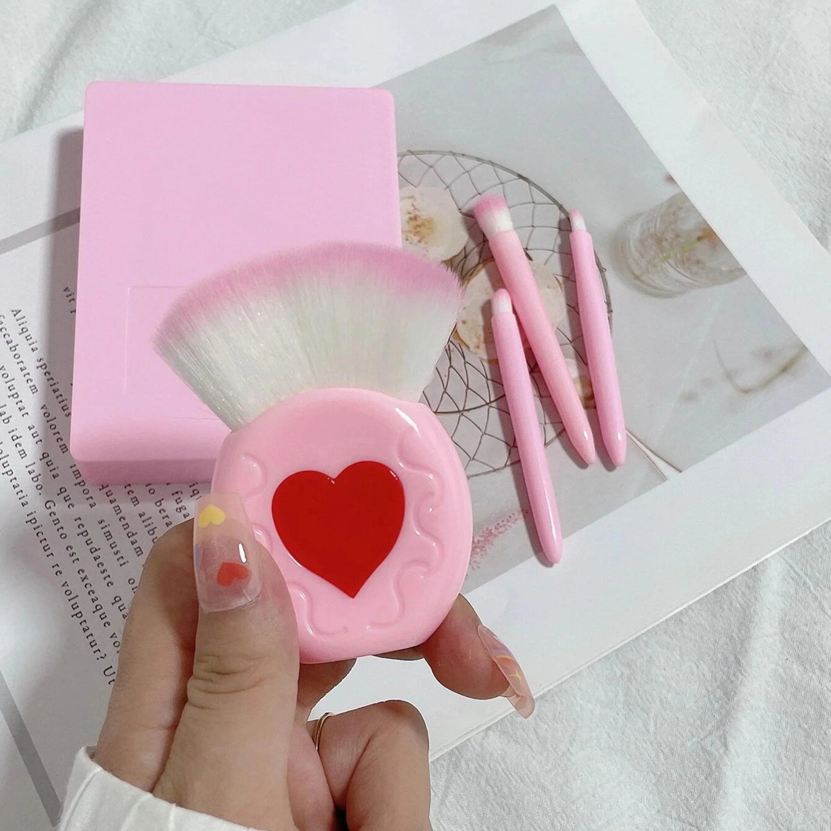 Luxury Makeup Brush Set With Storage Box - Buy Online in Pakistan at Cosmia.pk