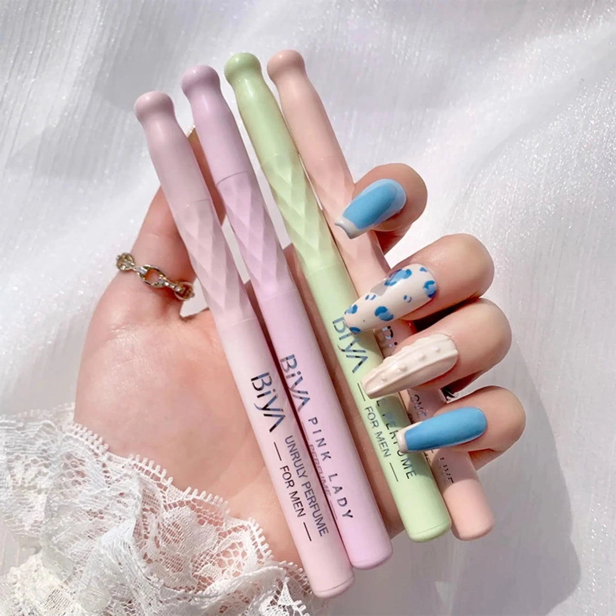 Pen Perfume Deal - 4 in 1 Perfume Pen - Buy Online in Pakistan at Cosmia.pk