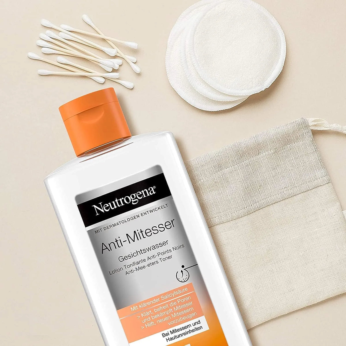 Neutrogena Anti-Blackhead Facial Toner - 200ml - Buy Online in Pakistan at Cosmia.pk