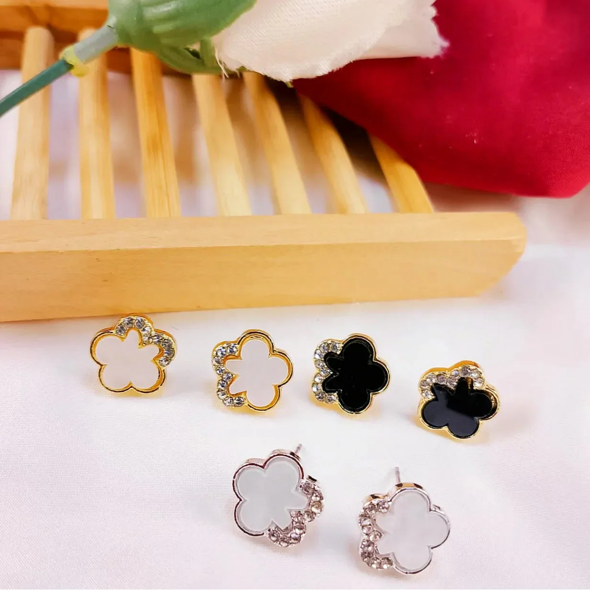 Four-Leaf Clover Stud Earrings - Buy Online in Pakistan at Cosmia.pk