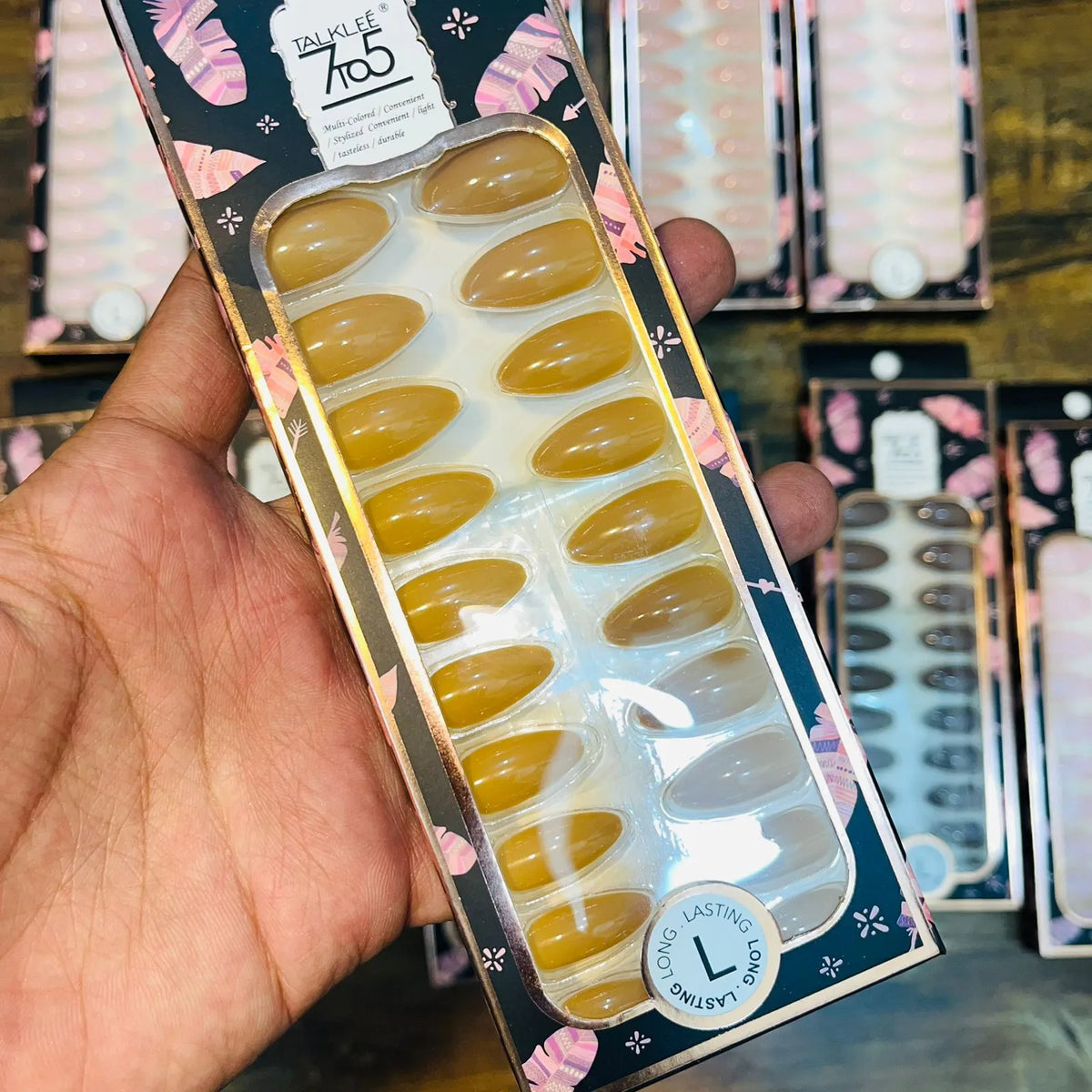 7To5 Talklee Matte Artifical Nails With Free Stickers - Buy Online in Pakistan at Cosmia.pk