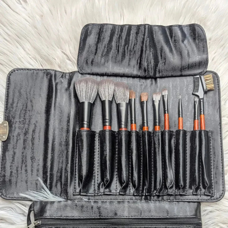 Black Poch High Quality Makeup Brush Set - 10 Pcs - Buy Online in Pakistan at Cosmia.pk