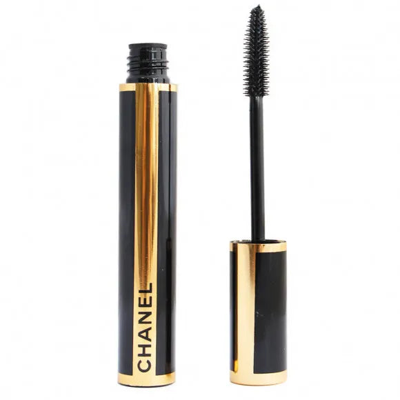 CHANEL Intense Care Mascara - Buy Online in Pakistan at Cosmia.pk