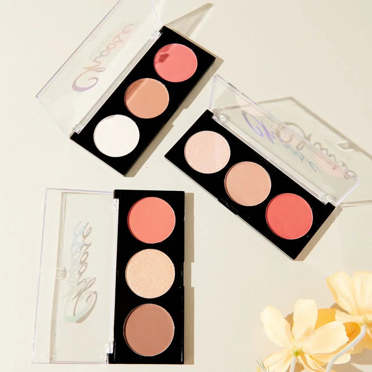 Hudamoji 3in1 Kit Highlighter, Blushon & Contour - Buy Online in Pakistan at Cosmia.pk