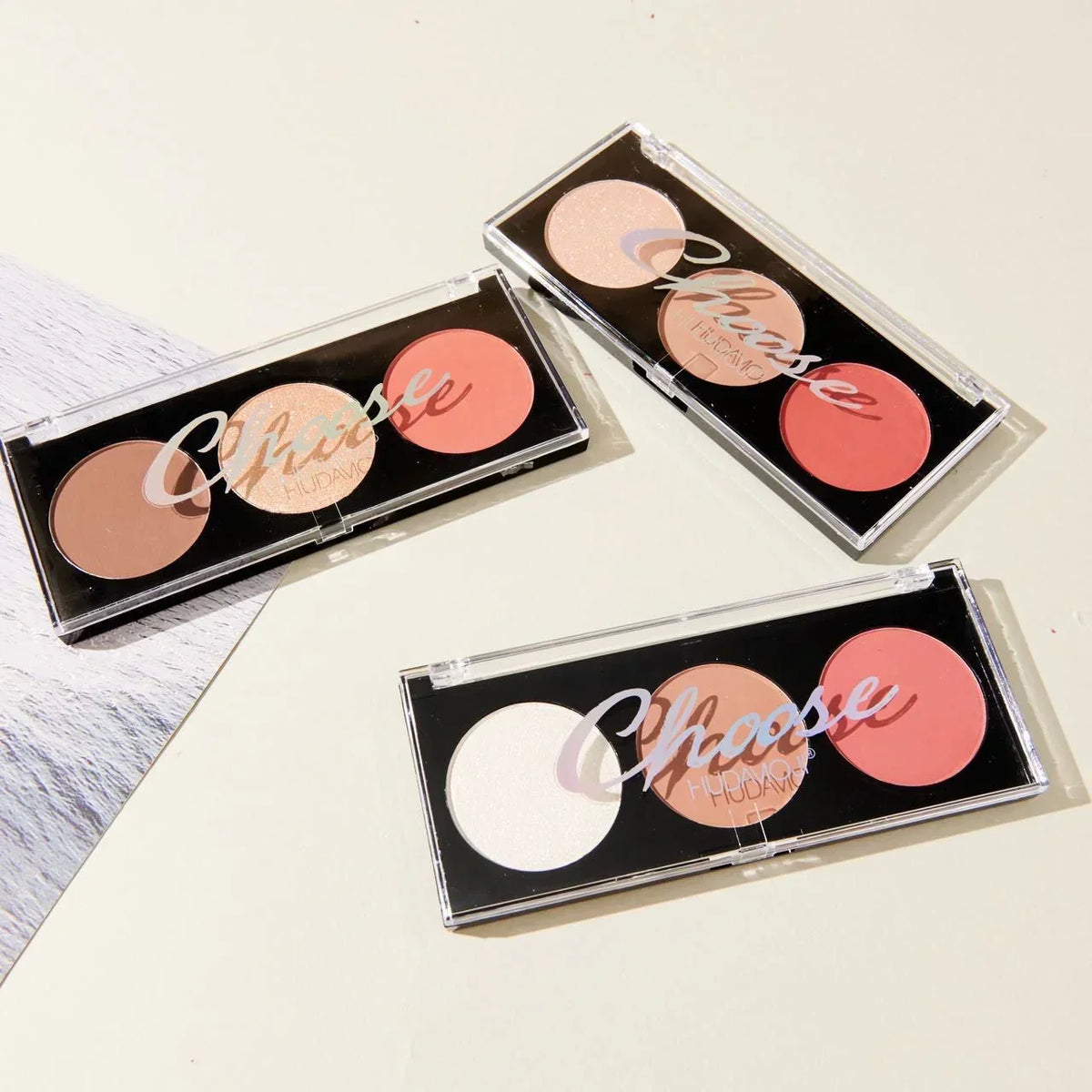 Hudamoji 3in1 Kit Highlighter, Blushon & Contour - Buy Online in Pakistan at Cosmia.pk
