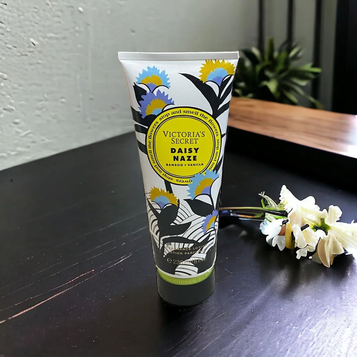 Victoria's Secret Fragrance Daisy Haze Lotion 236ml - Buy Online in Pakistan at Cosmia.pk