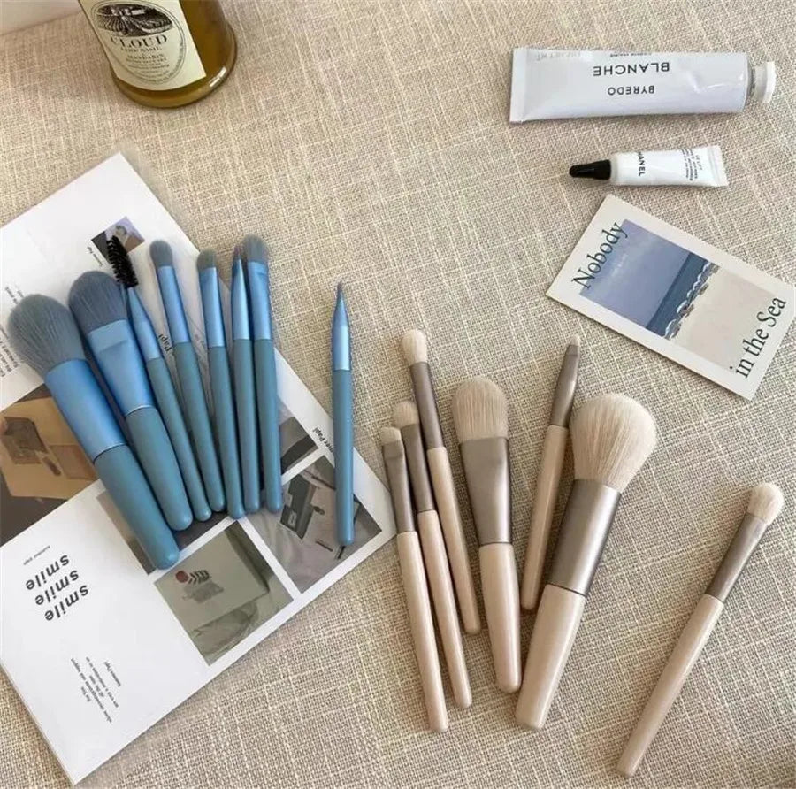 Brush Set - 7Pcs - Buy Online in Pakistan at Cosmia.pk