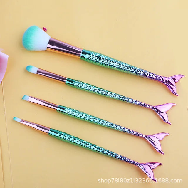 Fish Brush (4 pcs) - Buy Online in Pakistan at Cosmia.pk