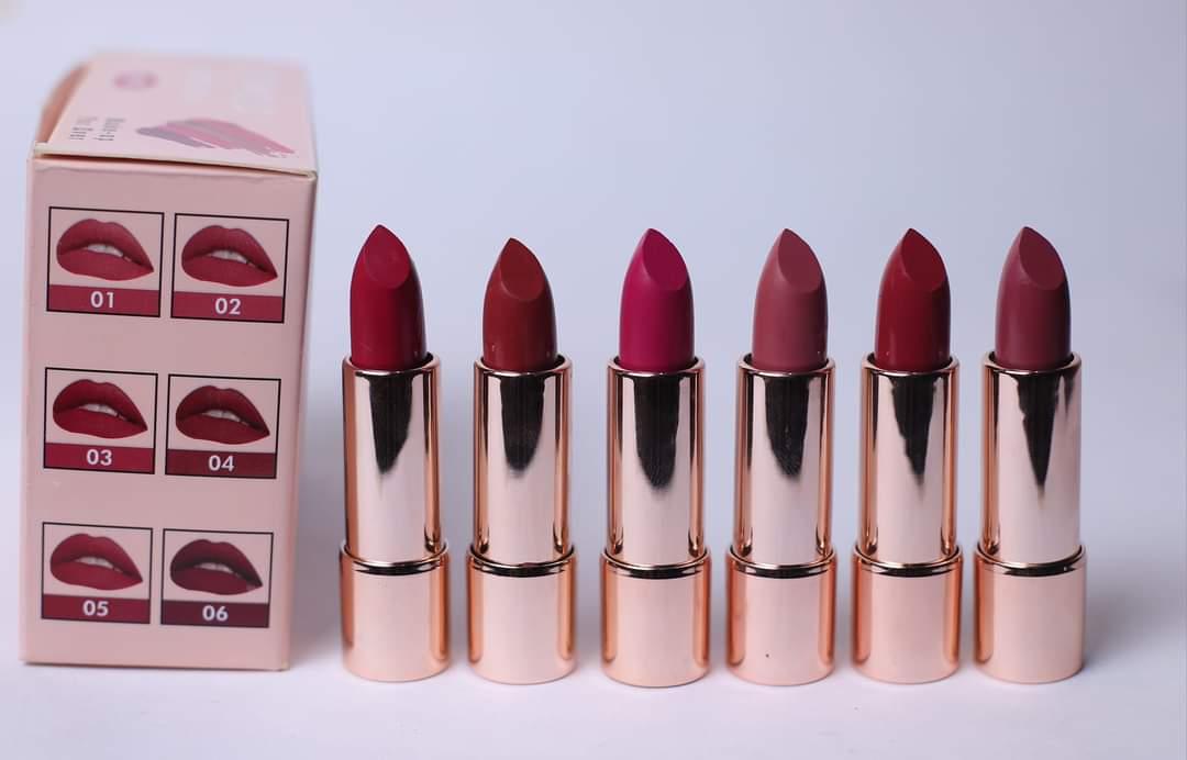 O.TWO.O  Lipstick OTWOO