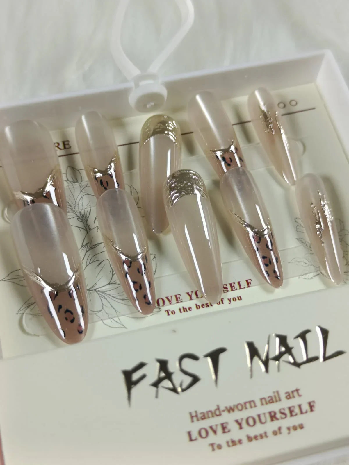 Cat Eye Fake Nails Handmade - Buy Online in Pakistan at Cosmia.pk