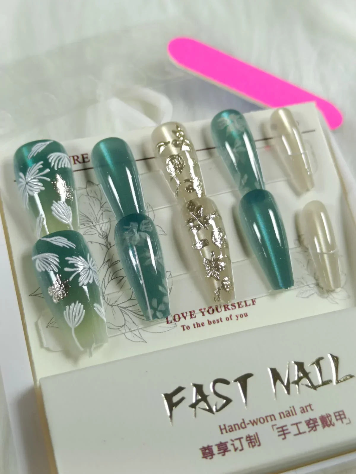 Cat Eye Fake Nails Handmade - Buy Online in Pakistan at Cosmia.pk