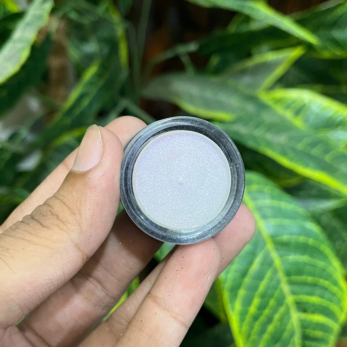 MAC Shimmer Eye Paint – Intense Shine & Bold Color - Buy Online in Pakistan at Cosmia.pk