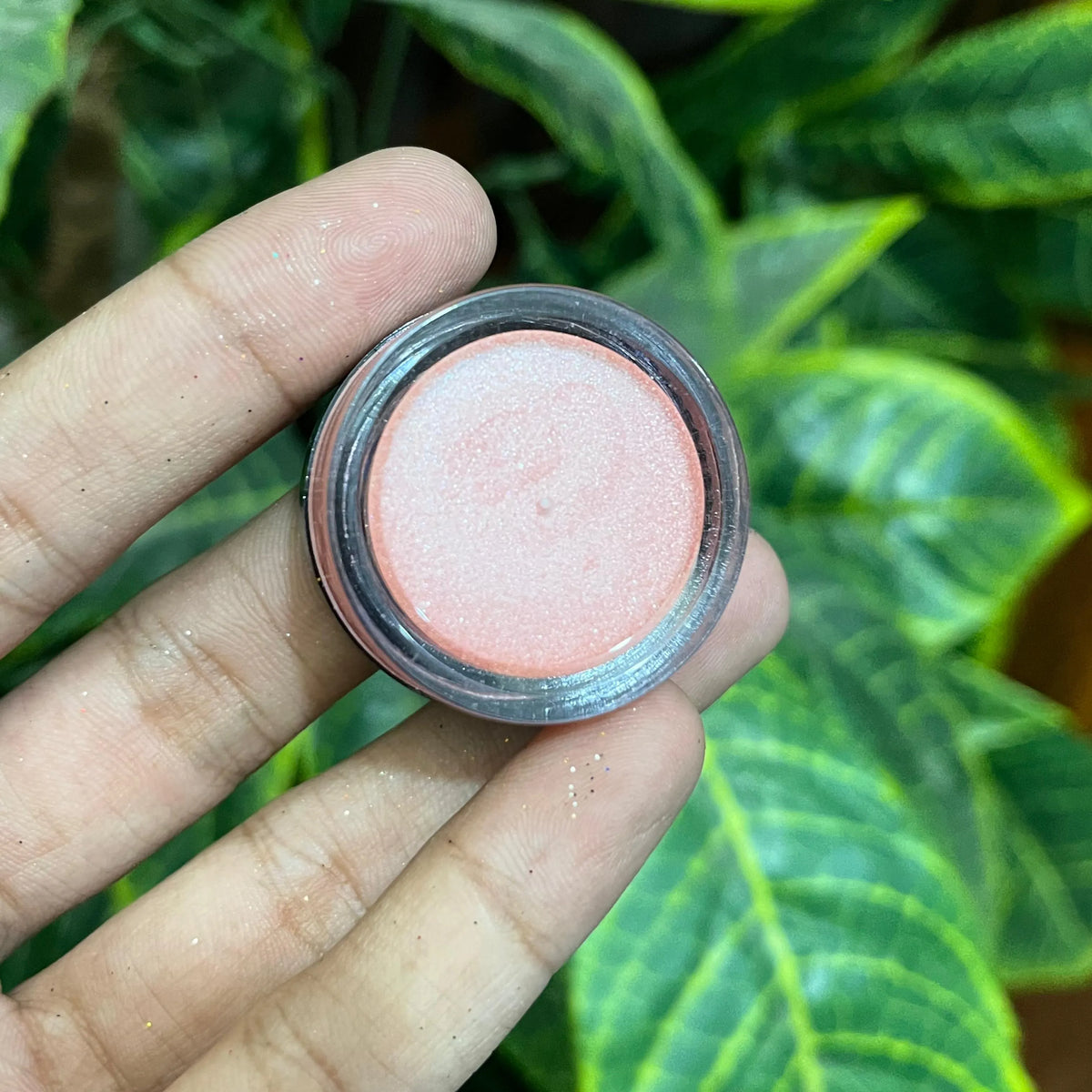 MAC Shimmer Eye Paint – Intense Shine & Bold Color - Buy Online in Pakistan at Cosmia.pk