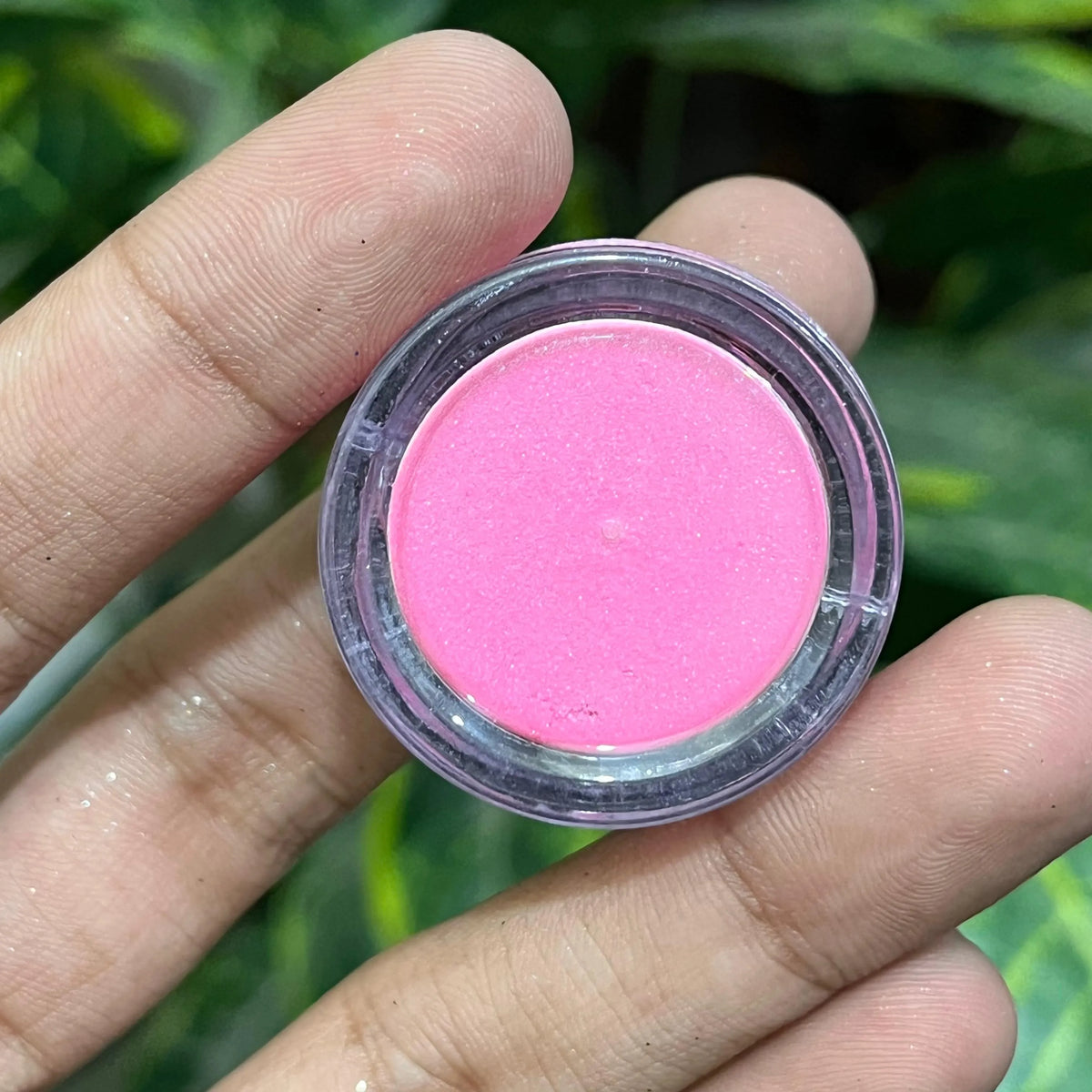 MAC Dust Eyeshadow - Buy Online in Pakistan at Cosmia.pk