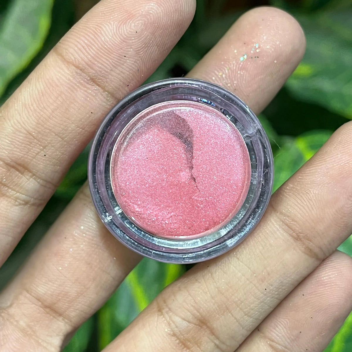 MAC Dust Eyeshadow - Buy Online in Pakistan at Cosmia.pk