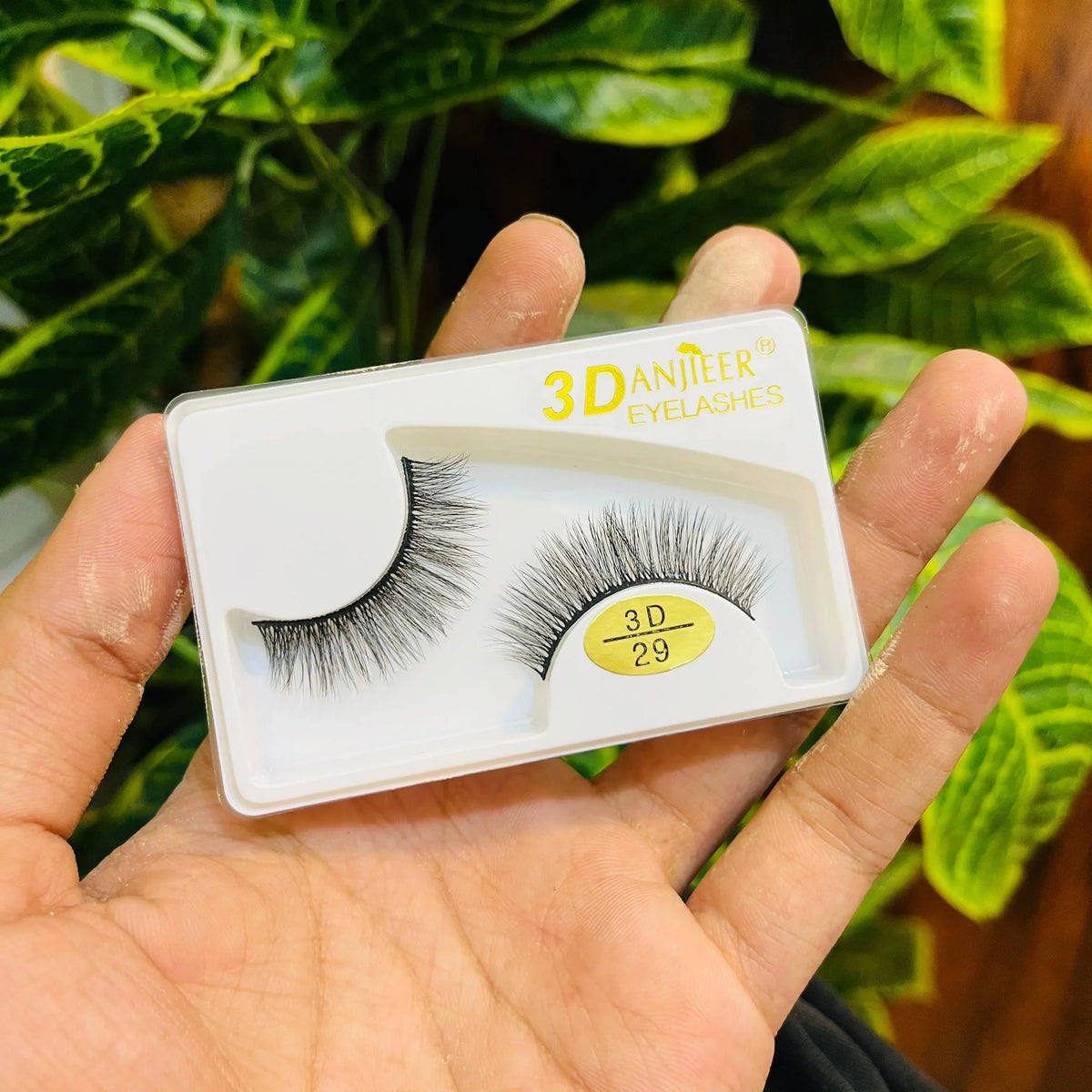 Anjeer 3D Eyelashes - Buy Online in Pakistan at Cosmia.pk