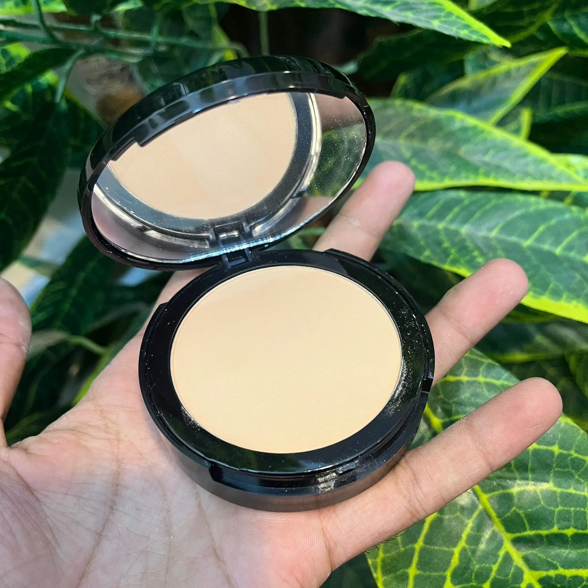 Top Face Skin Editor Matte Finishing Powder - Buy Online in Pakistan at Cosmia.pk