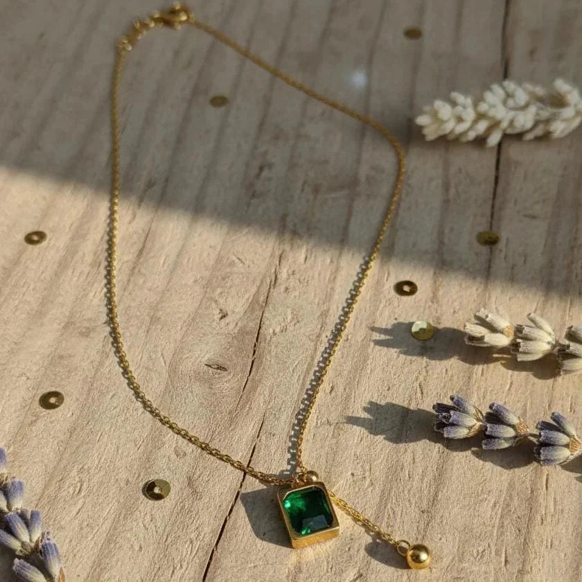 Green Crystal Wafer Square Pendant Necklace – Elegant Sparkle with Modern Charm - Buy Online in Pakistan at Cosmia.pk