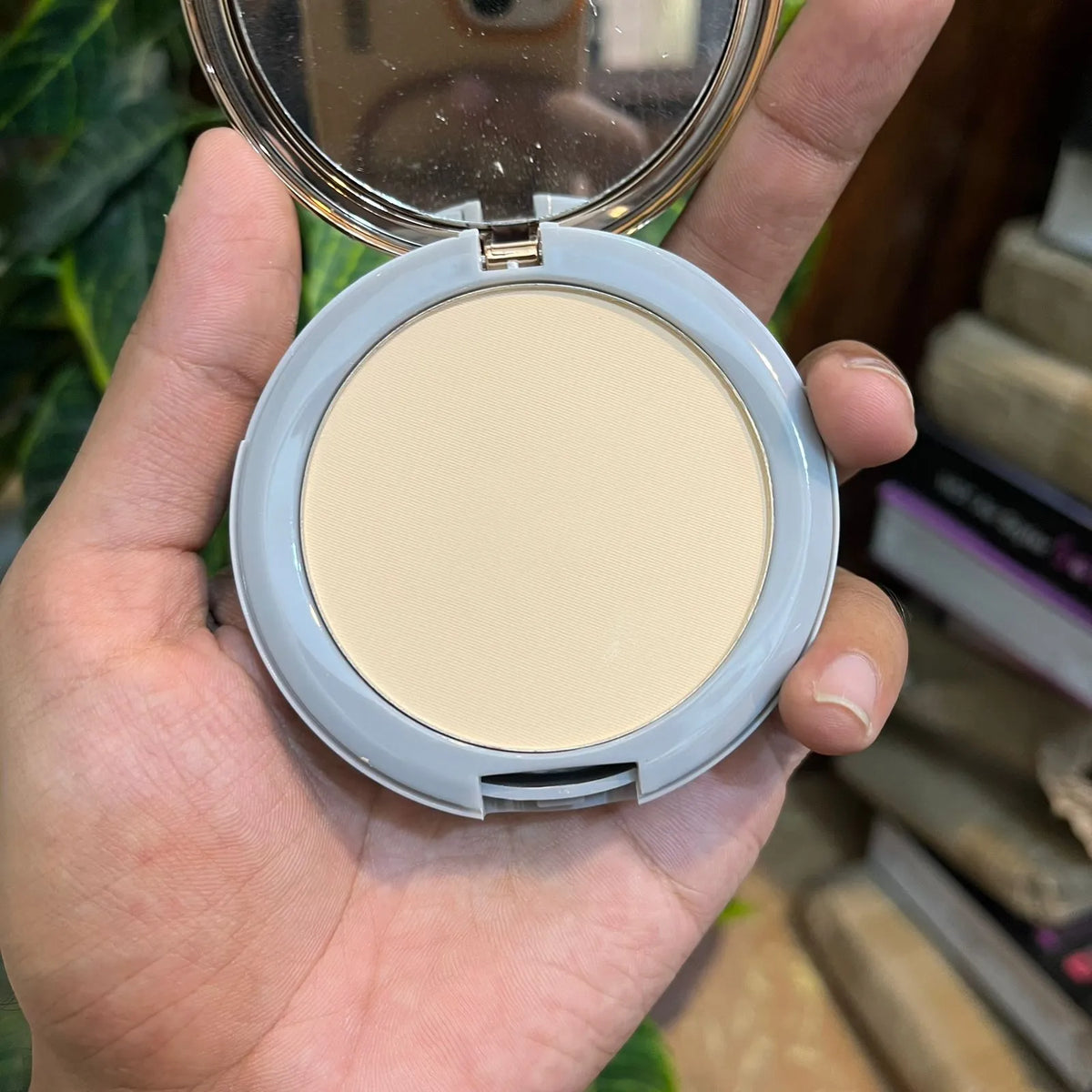 Emelie Double Face Powder – 2-in-1 Compact for Flawless Matte Finish - Buy Online in Pakistan at Cosmia.pk