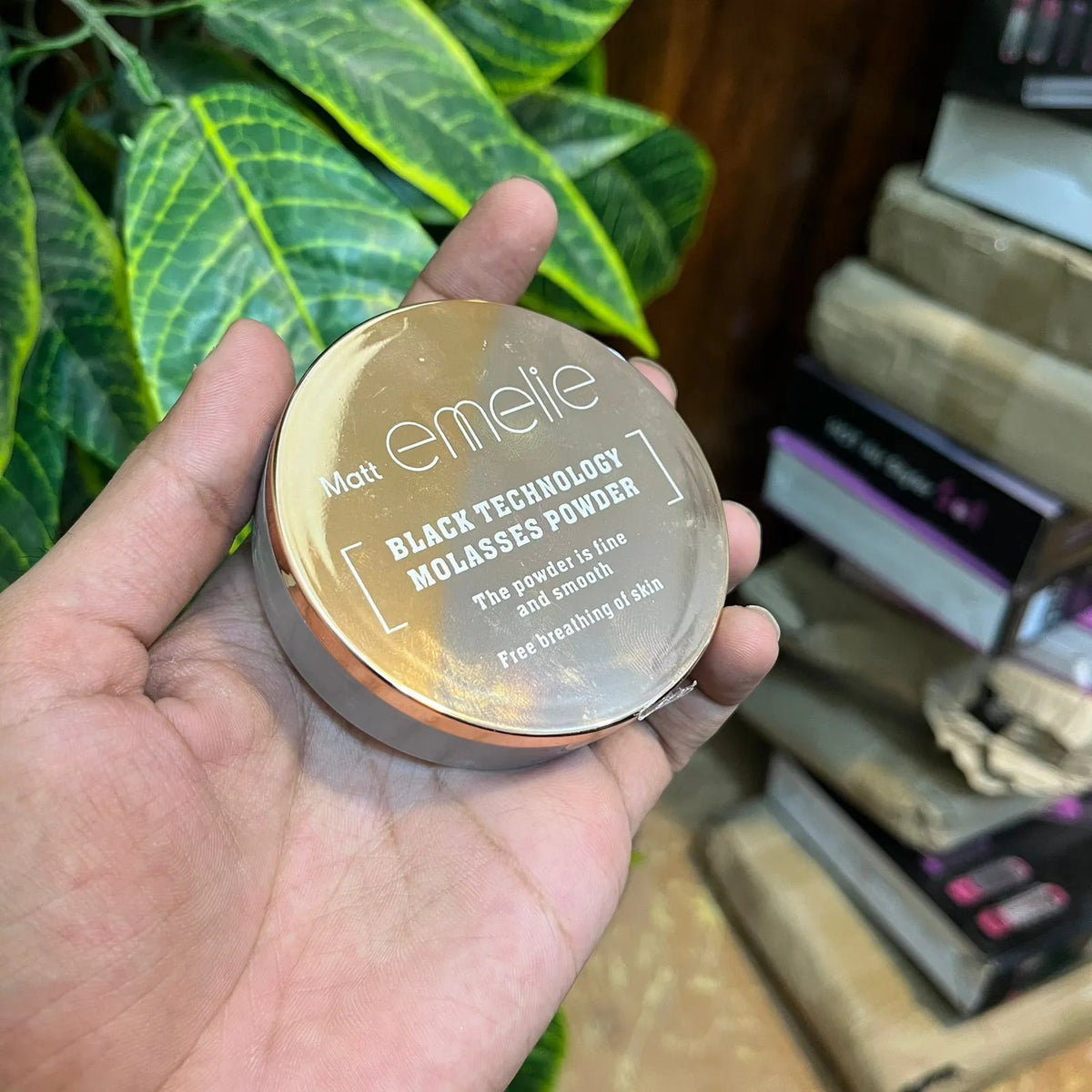 Emelie Double Face Powder – 2-in-1 Compact for Flawless Matte Finish - Buy Online in Pakistan at Cosmia.pk