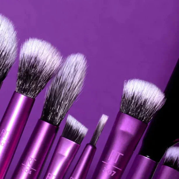 Real Techniques Makeup Brush Set - Buy Online in Pakistan at Cosmia.pk