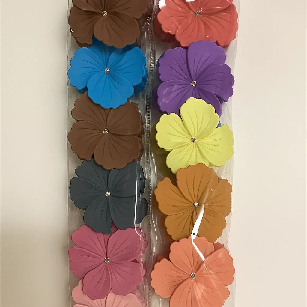 Hair Clip - 12 Pcs - Buy Online in Pakistan at Cosmia.pk