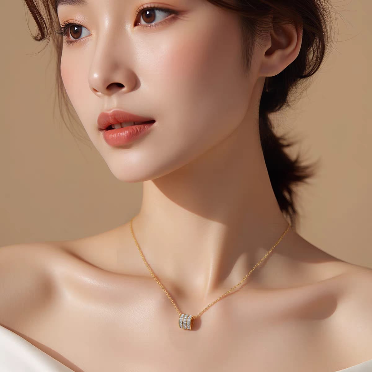 316L stainless steel cylinder pendant necklace worn - everyday look