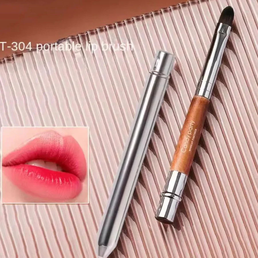 MUF304 Concealer Lip Brush with Wood Handle & Aluminium Tube - Buy Online in Pakistan at Cosmia.pk