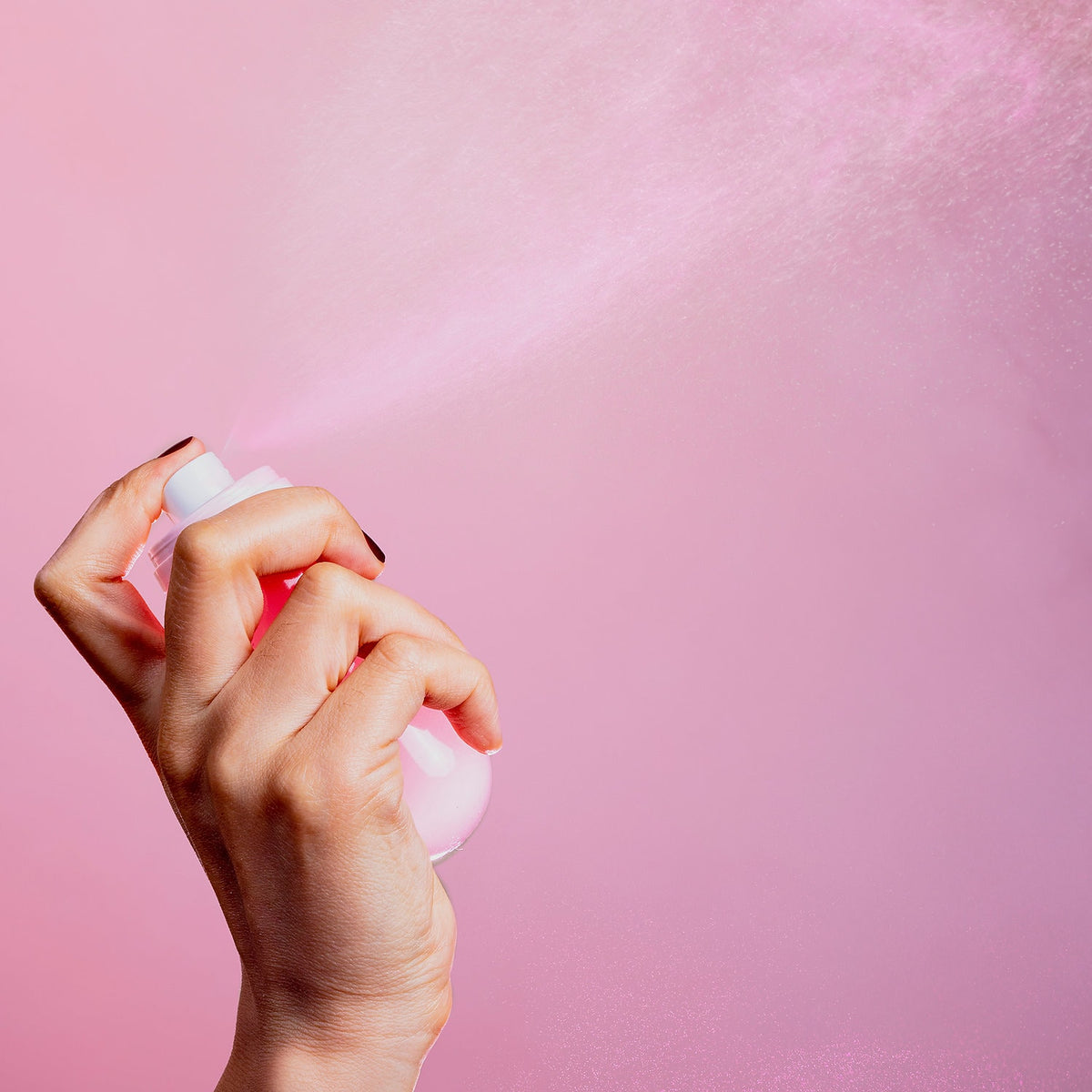 Glow Recipe Watermelon Glow Ultra-Fine Mist 75ml in use — ultra-fine fog mist